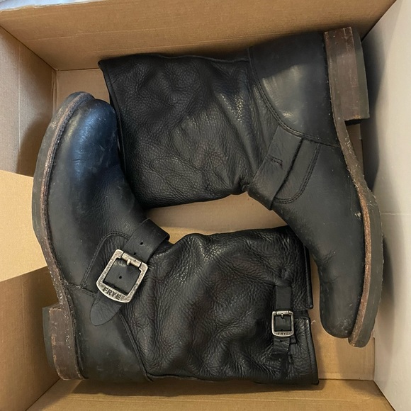 Frye Veronica Shortie Boot - Picture 5 of 8